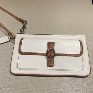 Coach Vintage White & Tan Leather Wristlet